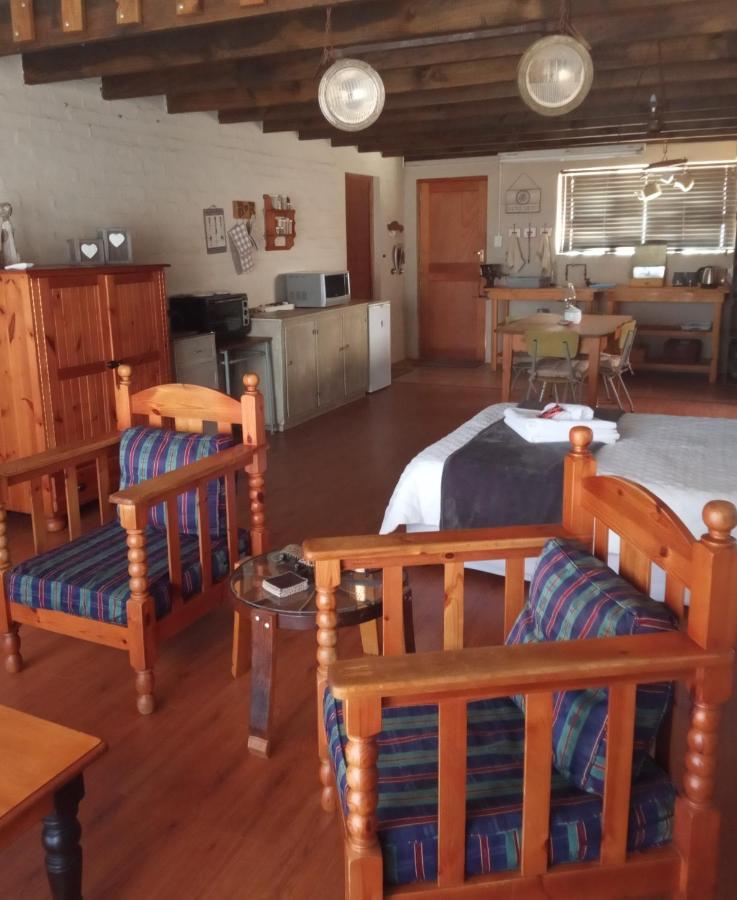 Апартаменты Pureplaas Self Catering Volmoed Oudtshoorn Klein Karoo Экстерьер фото